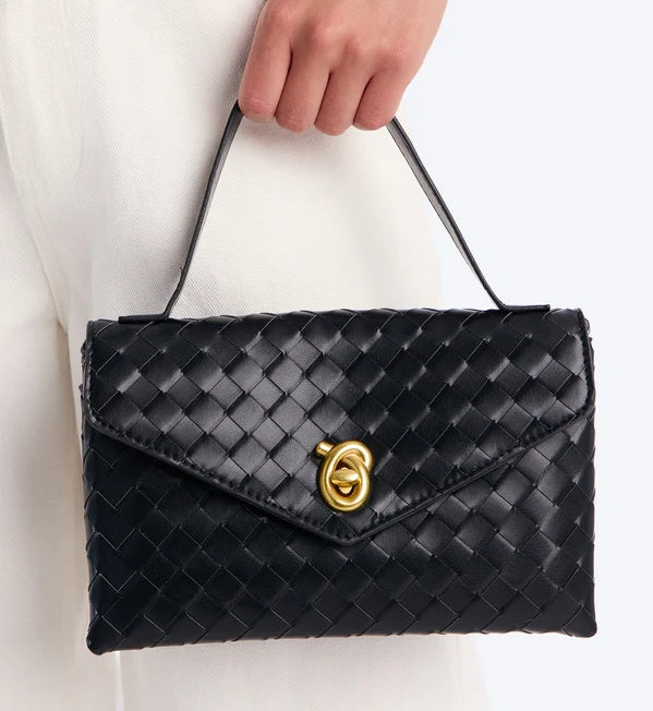 QUILT GOLD CHAIN CLASSIC HANDBAG